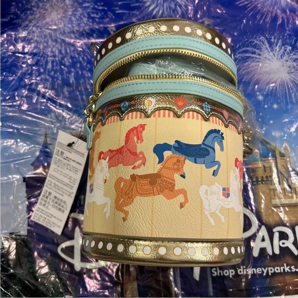 Disney Parks Loungefly Crossbody - King Arthur Carousel Limited NWT - Picture 3 of 4